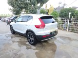 VOLVO XC40 B4