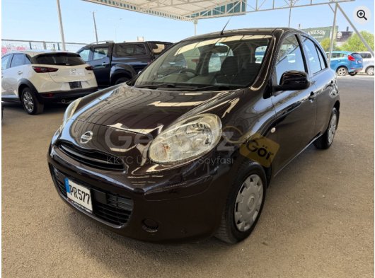 2013 Model Otomatik Nissan March