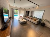 GİRNE/ALSANCAK HASAN UZUN PETROL BÖLGESİNDE SATILIK HAVUZLU 4+1 VİLLA