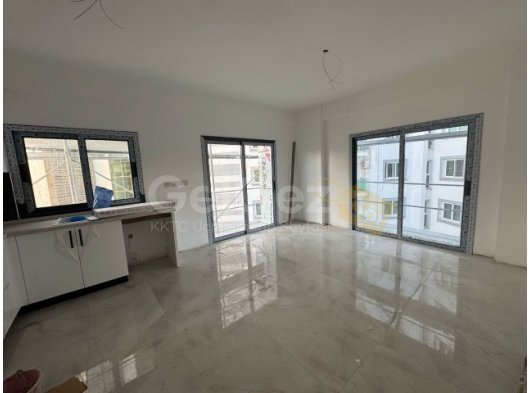 GİRNE/KARAKUM OSCAR HOTEL BÖLGESİNDE ŞUBAT 2025 TESLİM 1+1/3+1 DAİRELER VE 2+1 PENTHOUSE