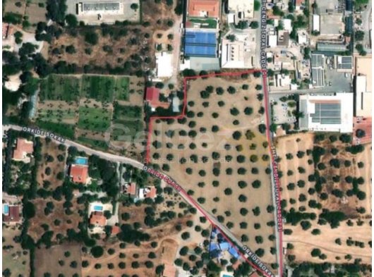 GİRNE/OZANKÖY'DE SATILIK TARLA