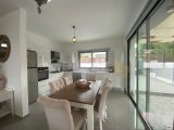 GİRNE/ALSANCAK ESCAPE PLAJI BÖLGESİNDE KİRALK 4+1 HAVUZLU VİLLA