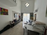 GİRNE/ALSANCAK'TA SİTE İÇERİSİNDE SATILIK 3+1 FUL EŞYALI LOFT DAİRE