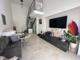 GİRNE/ALSANCAK'TA SİTE İÇERİSİNDE SATILIK 3+1 FUL EŞYALI LOFT DAİRE