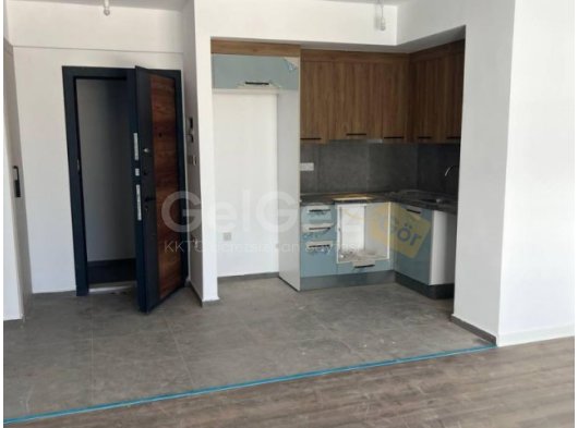 GİRNE/ALSANCAK ATAKARA MARKET BÖLGESİNDE SATILIK 1+1 DAİRE