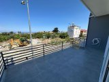 GİRNE/DOĞANKÖY'DE HAVUZLU SİTEDE SATILIK 2+1 DAİRE