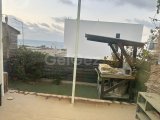 GİRNE/KARŞIYAKA'DA HAVUZLU SİTEDE KİRALIK 3+1 FUL EŞYALI TOWNHOUSE