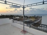 GİRNE/KARŞIYAKA'DA HAVUZLU SİTEDE KİRALIK 3+1 FUL EŞYALI TOWNHOUSE