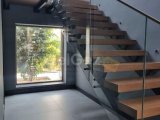 GİRNE/OZANKÖY'DE SATILIK 3+1 ÖZEL BAHÇELİ VİLLA