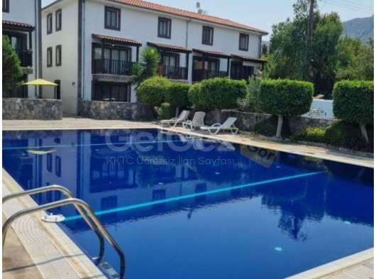 GİRNE/OZANKÖY'DE SATILIK 3+1 ÖZEL BAHÇELİ VİLLA