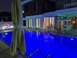 GİRNE/ALSANCAK'TA SATILIK DENİZ MANZARALI 4+1 VİLLA