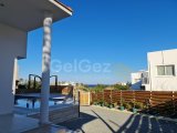 GİRNE/ALSANCAK'TA SATILIK DENİZ MANZARALI 4+1 VİLLA