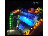 GİRNE/ALSANCAK'TA SATILIK DENİZ MANZARALI 4+1 VİLLA