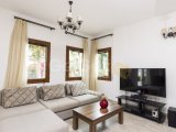 GİRNE/BELLAPAİS'TE ÖZEL HAVUZLU SATILIK VİLLA