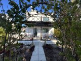 GİRNE/ESENTEPE ALAGADİDE SATILIK 3+1 VİLLA
