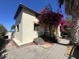 GİRNE KARŞIYAKA'DA KİRALIK ÖZEL HAVUZLU VİLLA