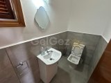 GİRNE/OZANKÖY'DE DENİZ MANZARALI KİRALIK 3+1 VİLLA
