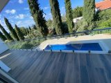GİRNE/ZEYTİNLİKTE KİRALIK 4+1 VİLLA