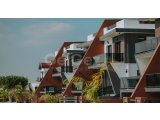 iskele triplex villa havuzlu denıze yakın