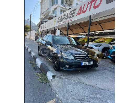 2009  MODEL MERCEDES C180