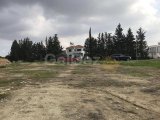 Lefkoşa Gönyeli'de Türk Malı 707 m²'den Başlayan Araziler