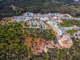 Girne Esentepe Satılık 4+1Villa Bahçeli, Şömineli ve Yüzme Havuzlu