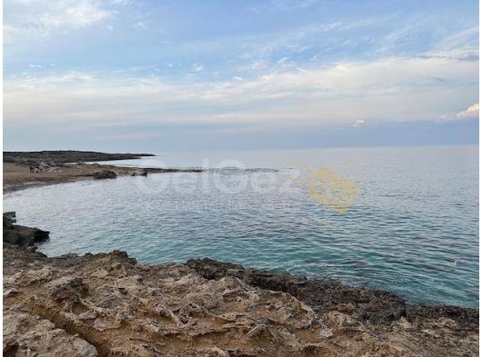 Girne Satrazamköy Deniz Kenarı Arazi