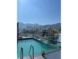 Girne Merkea Süper Lüks Yüzme Havuzlu Penthouse