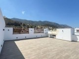 Girne Alsancak’ta En Çok Tercih Edilen Sitede Muhteşem Fiyata  Muazzam Deniz Manzaralı 2+1 Satılık Penthouse