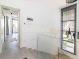 Girne Alsancak Bölgesinde Muhteşem Konumda Satılık Lüks 4 Yatak Odalı, Solar Sistemli Villa