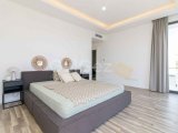 Girne Alsancak Bölgesinde Muhteşem Konumda Satılık Lüks 4 Yatak Odalı, Solar Sistemli Villa