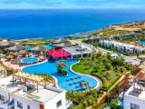 Maldive Homes + Özel 3 Yatak Odalı Lüks Zemin Kat Daire + Ortak Yüzme Havuzları, Beyaz Eşya, Klima + Restoran + Spa ve Spor Salonu