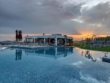 Maldive Homes + Özel 3 Yatak Odalı Lüks Zemin Kat Daire + Ortak Yüzme Havuzları, Beyaz Eşya, Klima + Restoran + Spa ve Spor Salonu