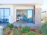 GİRNE BAHÇELİ'DE DENİZ MANZARALI SATILIK 1+1 DAİRE!