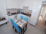 GİRNE BAHÇELİ'DE DENİZ MANZARALI SATILIK 1+1 DAİRE!