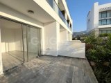 Lüks Tatil Sitesinde Deniz Kenarında Modern Bahçeli Stüdyo