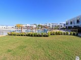 Lüks Tatil Sitesinde Deniz Kenarında Modern Bahçeli Stüdyo