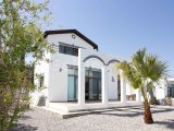 Bahçeli'de 3 Yatak Odalı Villa – Büyüleyici Deniz Manzarası