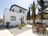 Bahçeli'de 3 Yatak Odalı Villa – Büyüleyici Deniz Manzarası