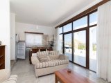 Bahçeli'de 3 Yatak Odalı Villa – Büyüleyici Deniz Manzarası