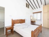 Bahçeli'de 3 Yatak Odalı Villa – Büyüleyici Deniz Manzarası