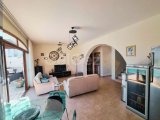 3+1 Villa | Özel Havuz | Full Eşyalı | Deniz & Dağ Manzaralı | Bahçeli – Girne