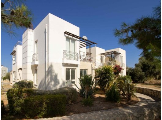 DENİZE YÜRÜME MESAFESİNDE FIRSAT 2+1 SATILIK DAİRE!