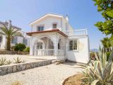 Eşsiz Deniz Manzaralı 3+1 Villa – Geniş Bahçe ve Şömineyle Birlikte!