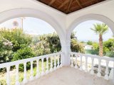 Eşsiz Deniz Manzaralı 3+1 Villa – Geniş Bahçe ve Şömineyle Birlikte!