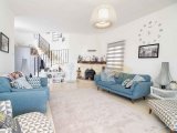 Eşyalı 3+1 Villa  Deniz Manzaralı • Taşınmaya Hazır!
