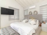 Eşyalı 3+1 Villa  Deniz Manzaralı • Taşınmaya Hazır!