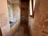 Girne Karşıyaka'da Akdeniz Mimarisi İle Muhteşem Dağ ve Deniz Manzaralı Satılık 4+1 Taş Villa!