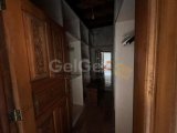 Girne Karşıyaka'da Akdeniz Mimarisi İle Muhteşem Dağ ve Deniz Manzaralı Satılık 4+1 Taş Villa!