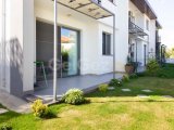 Ozanköy'de Otellere yakın 2+1 daire + Çim Bahçeye sahip aileler için huzurlu ve güvenli günlük kiralık daire